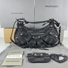 Balenciag Le Cagole Bags